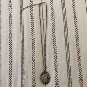 Vintage Cameo Jeweled Antique Necklace